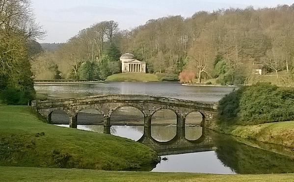 holland_tom's tweet photo. My favourite place in the world is looking very spring-like today... #Stourhead H/t @VisitWiltshire http://t.co/LHKLdkvSIX