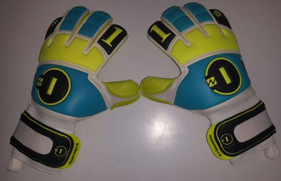 n1goalkeeper's tweet photo. N1 BETA PRO GREEN
Guante también de gama alta con corte rollfinger, guante muy cómodo! 
Made for all goalkeepers. http://t.co/qryAwNayLh
