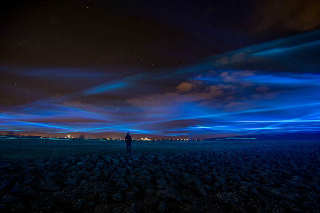 promotechitalia's tweet photo. Stunning #LED-powered #Light #Installation mimics the #NorthernLights http://t.co/ZTQ2aKqv6P @Slate http://t.co/B3HDEBsTTx