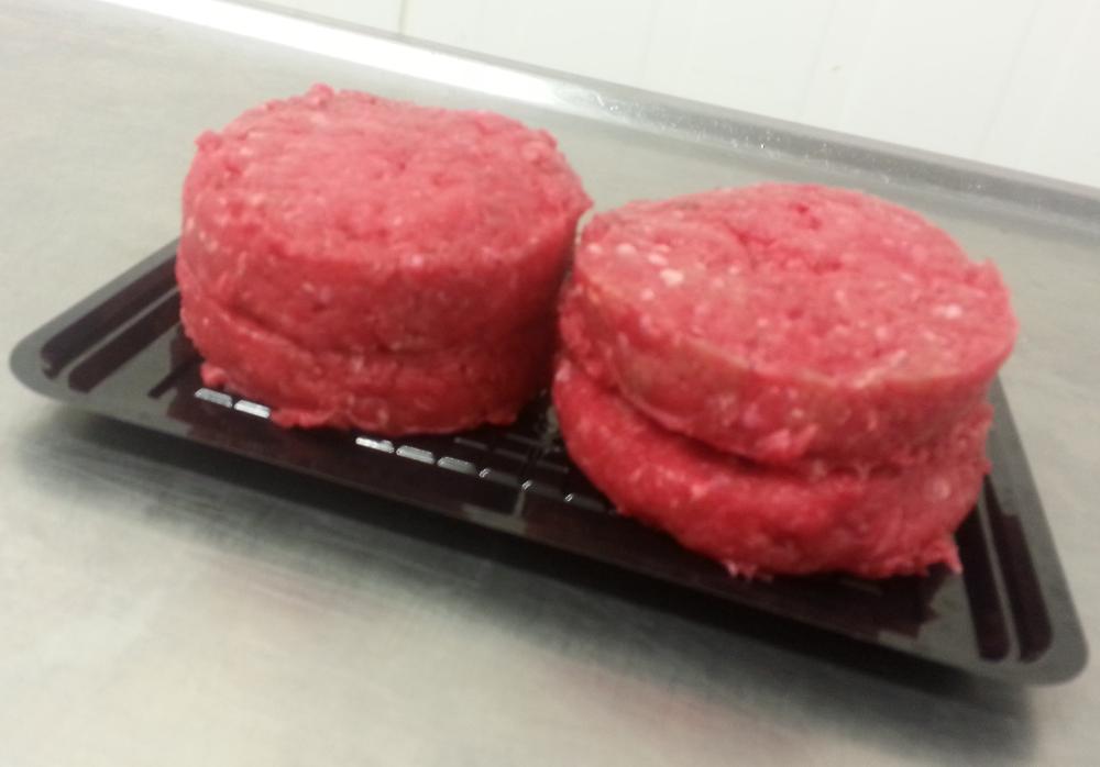 lakenvelder's tweet image. Het eerste tartaar is uitgeleverd. Deze eten we vanavond zelf op!