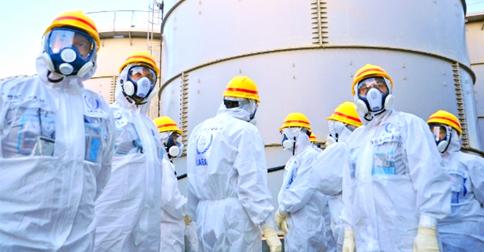 EcoWatch's tweet image. #Fukushima's 4th Anniversary Brings Hope Amidst #Radioactive Ruins as #Renewables Soar ecowatch.com/2015/03/11/fuk… @SEIA