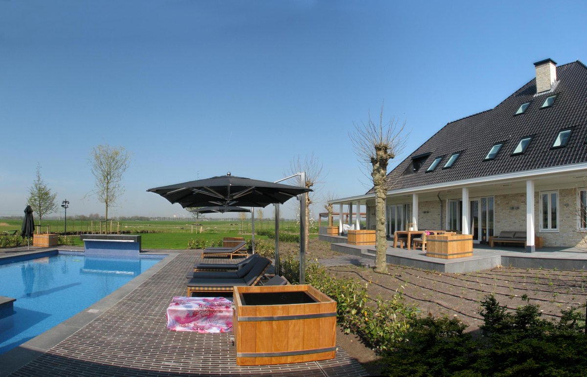 woning AVEM Architecten gepubliceerd in internationaal interieurblad #HomeDSGN.

homedsgn.com/2015/02/04/pri…