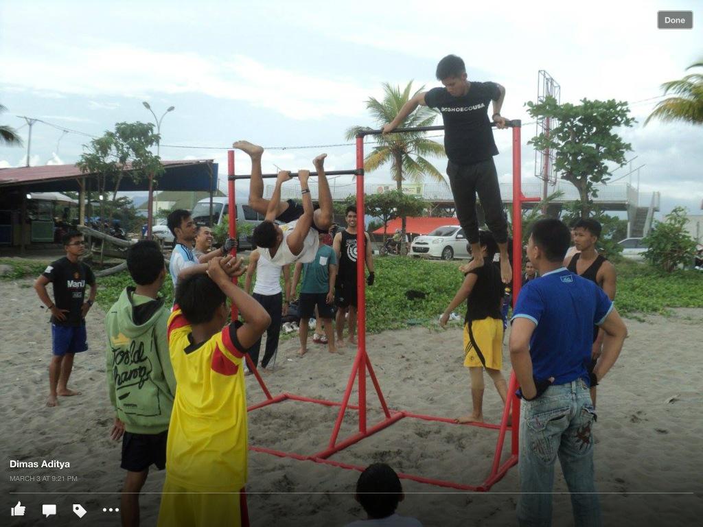 dimz_aditya's tweet photo. @bargoras show off di Pantai Purus Padang 3 Maret 2015 http://t.co/x4j4qFjZWU