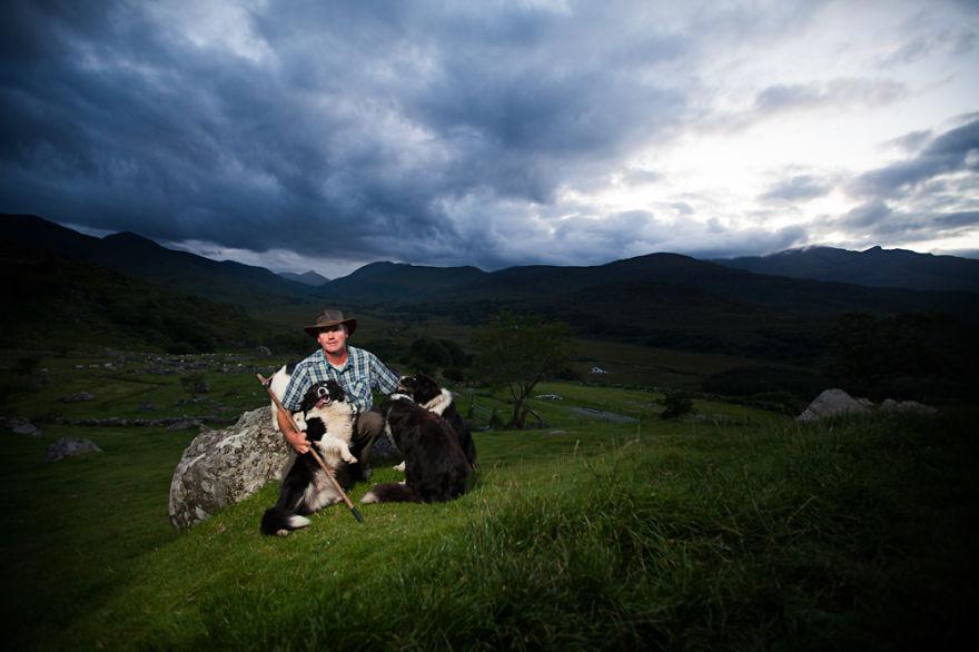 It's said a picture is worth a thousand words.....    katjajemec.si