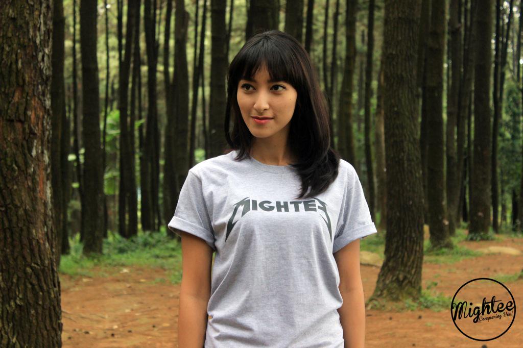 Out now MIGHTEE new edition
IDR 80k • Available Size (S-M-L-XL) • Order contact: +62194609075. Line id: mighteeattire