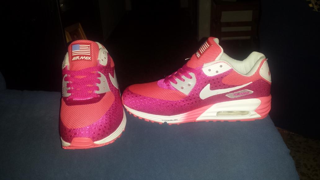 Pablo_Pilo's tweet photo. @SportShopSev ya llegaron los pedidos, estan perfecta y muy buena calidad.Os dejo unas fotos. http://t.co/qCab9pemQR