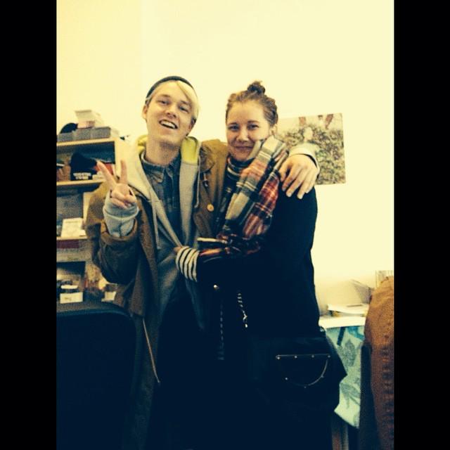 betterthingsbln's tweet photo. Cutie patootie @asbjornmusic just stopped by the office. 😻✌️🔥💓 #nordicbynature #nbnjustmet #asbjorn http://t.co/Fg2Z7VcM2B