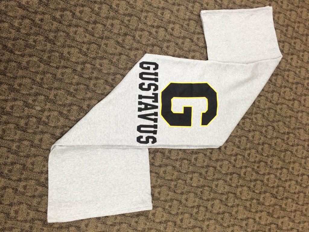 GustavusCAB's tweet photo. FOLLOW us and RETWEET this tweet to be entered into a drawing for this Gustavus blanket! http://t.co/46saAHfbZ3
