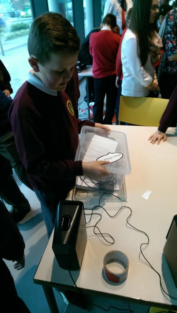 ohbotproject tweet media