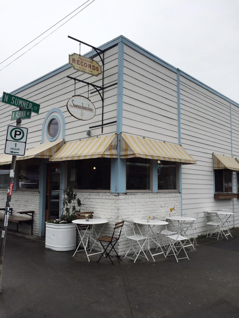 Brunch at Sweedeedee. Try the corn cakes! #portland