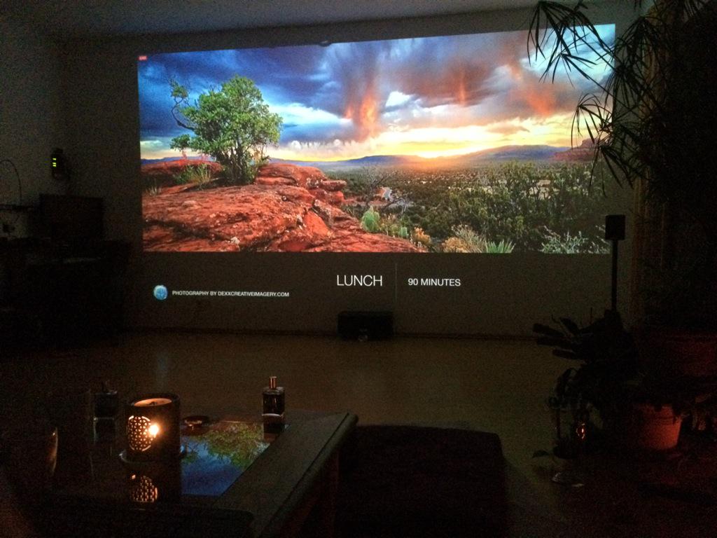 IlluminatedCB's tweet photo. #Atihlive watching on our projector and Meditation - niiiiiceeeee!!! http://t.co/Nt0rZOr9lW