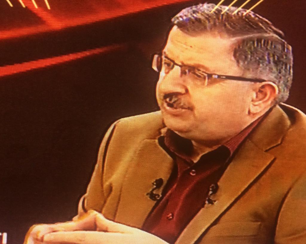 aslandegirmenci's tweet photo. .@yirmidorttv de konuşan @ahmetgundogdu01 : Legal bir eylemde yüz gizlenmez. Maske takıyorsan amacın illegalitedir. http://t.co/BwmrDp2ZEy