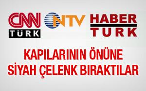 Üç maymun Kuralı mı ?

CNN Türk, NTV ve Haber Türk’ün önüne siyah çelenk bıraktılar....   odatv.com/n.php?n=cnn-tu…