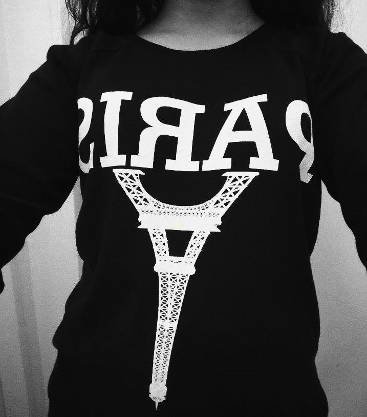 Wverything's tweet photo. #paris 🗼👕 http://t.co/CfSs6fTR1m