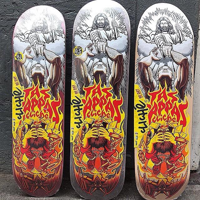 artofskate's tweet photo. β’|| S K A T E β’ A R T ||β’ Skateboard deck by clicheskate... #dailyBoards #skateIsmoreThanSkate #skateArt #31crew #β¦ http://t.co/p9B8kvR8Ax