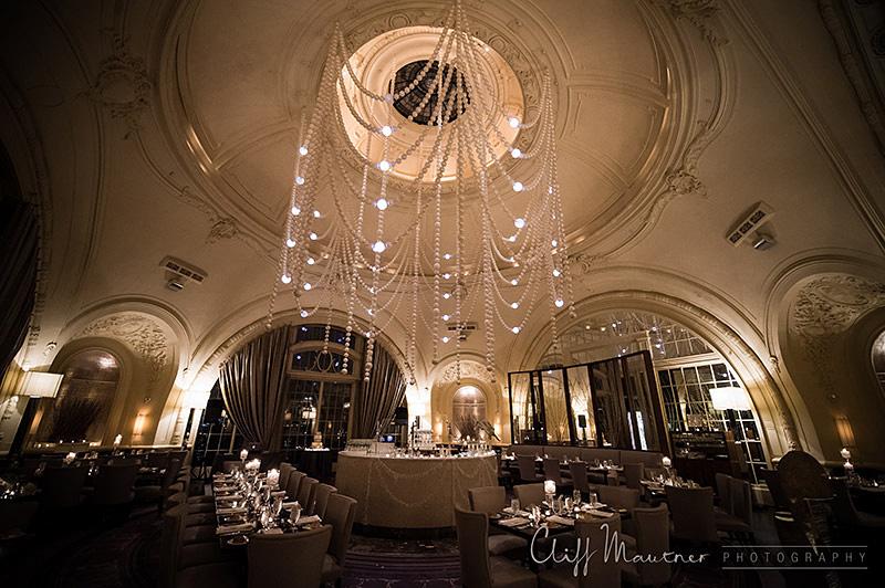 BellevuePhilly's tweet photo. Check out a #phillywedding at #XIXPhilly ! #InAHyattWorld #BellevuePhilly @cliffmautner @CarlAlanLTD @SweetTBakeshop http://t.co/aGEvCRxam7