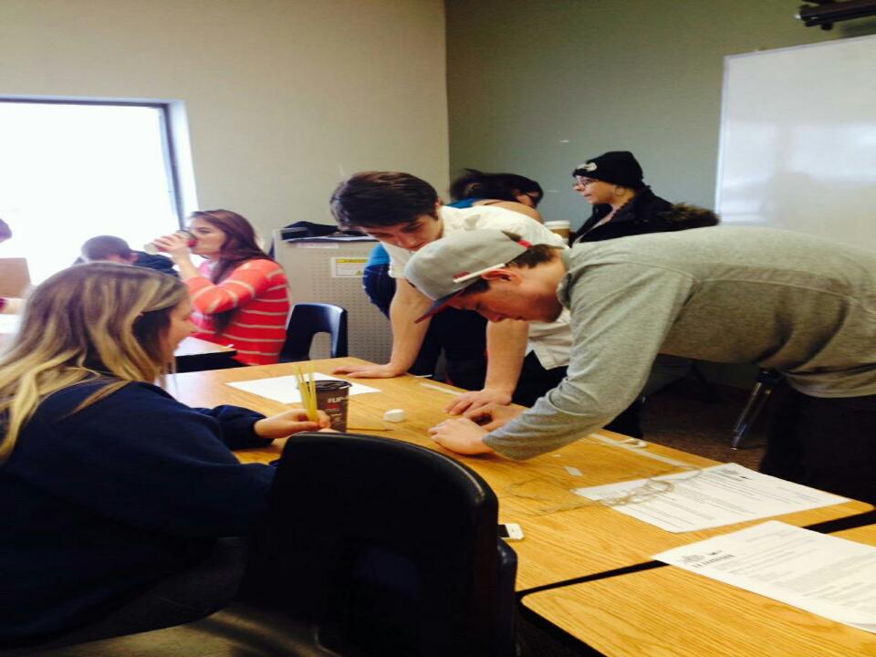 Barrie_LC's tweet photo. students participating in an activity set out to demonstrate problem solving skills to achieve their goal as a team! http://t.co/JB8yIislL6