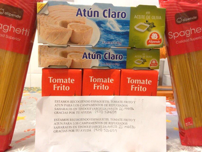 AMPA_CEIPJUANCA's tweet photo. Ayúdanos !!! Recogida de alimentos CAMPAMENTO REFUGIADOS SAHARAUIS (spaghetti tomate atún). Ser SOLIDARIO NO CUESTA http://t.co/hQghAMJHWM