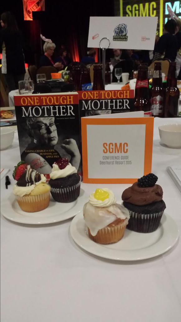 mtlodder's tweet image. Afternoon snack after our #Columbia presentation, thanks #Gert for the book, missed you at the presentation!