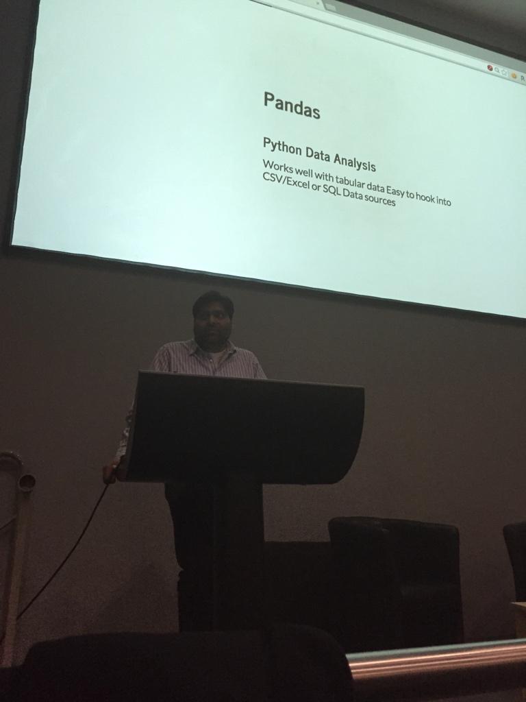 PythonIreland's tweet image. Using #R? Check out #Pandas. :-) #PyIE