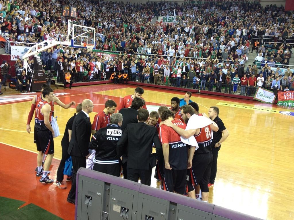 mustafabalbay's tweet photo. Eurocup Karşılaşması, maç Sonucu
Karşıyaka Pınar 97 - 81 Lietuvos Rytas Başarılar #KAFKAF http://t.co/PliMdCEVBc