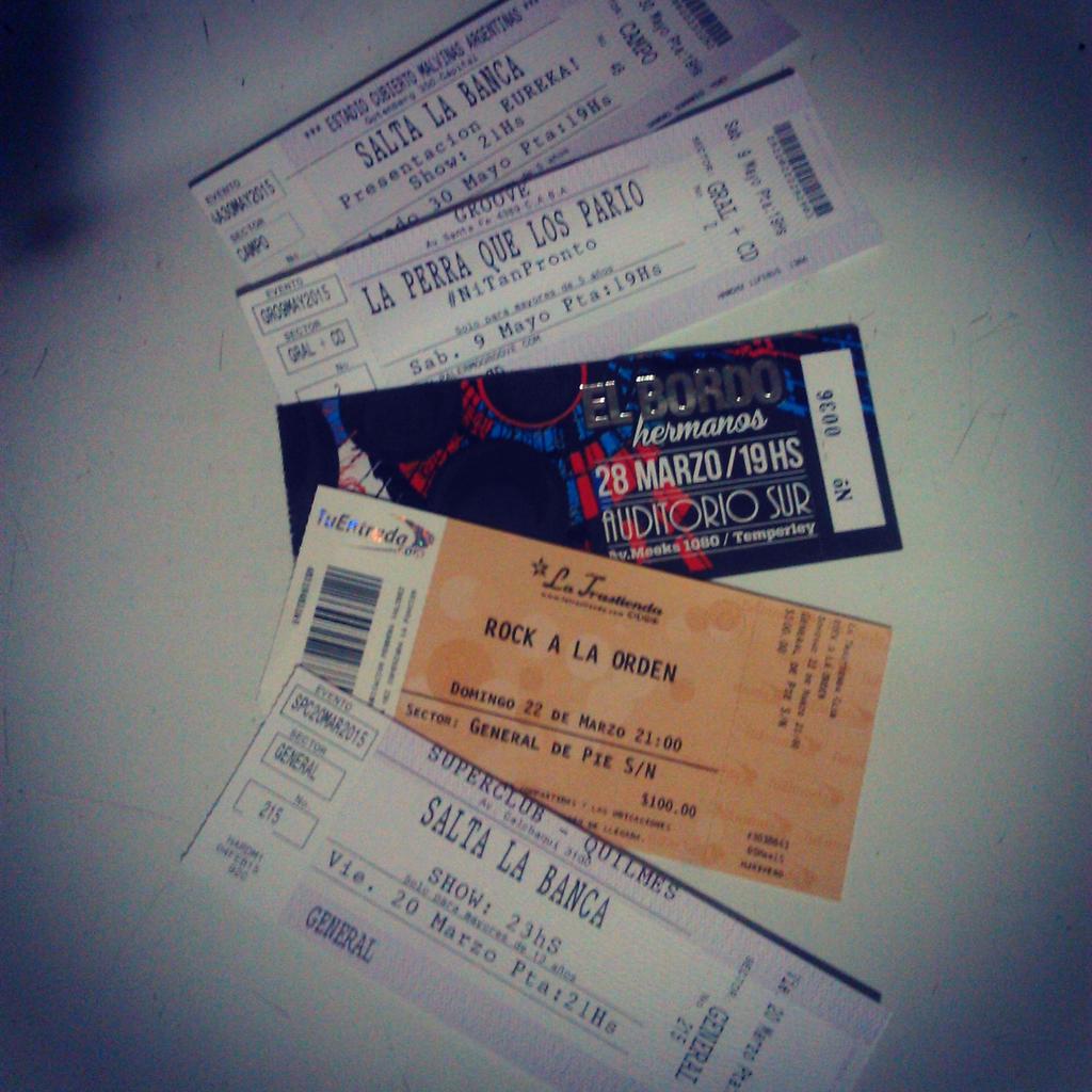 GasEzeCarp22's tweet photo. Marzo lleno de Rock ^_^ y Mayo q promete ser el mejor mes @saltalabanca @RockaLaOrden @elbordoficial @lpqlp_oficial http://t.co/qix6qUxhiz