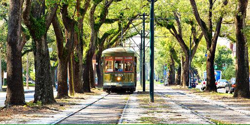 saintbryan's tweet photo. Come hang out with me in New Orleans tonight on @KING5Evening . #NOLA #ThrowMeSumthinMister #bigeasy http://t.co/eLBZpXIC6P