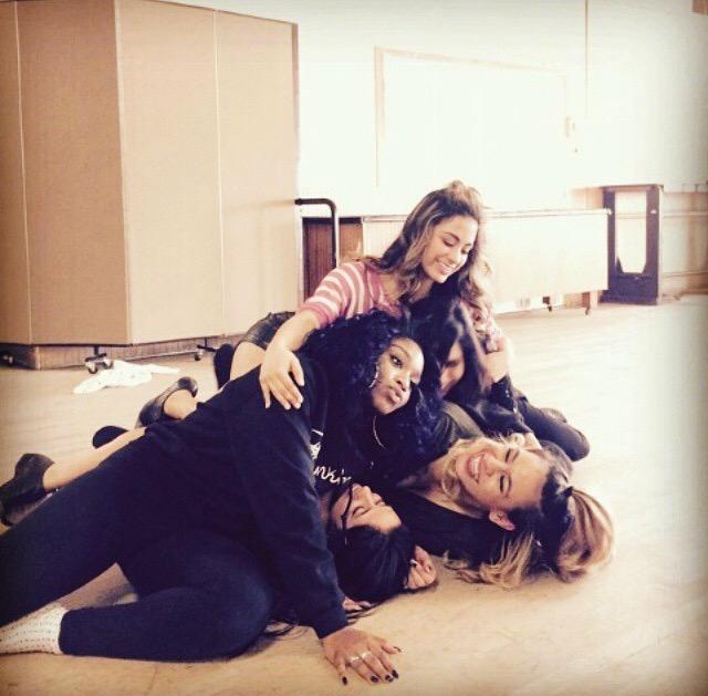 smhriley's tweet photo. 💖 wcw 💖 i had so much fun at practice with u guys yesterday i admire and love u all so much my talented QUEENS !!! http://t.co/f2RZXdNpkR