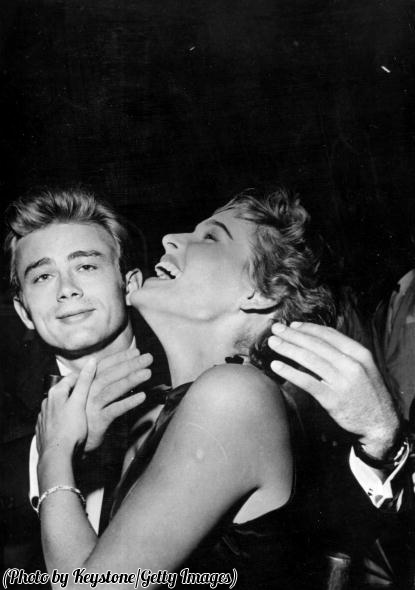 Amazing Historical Photo of James Dean with Ursula Andress in 1954 