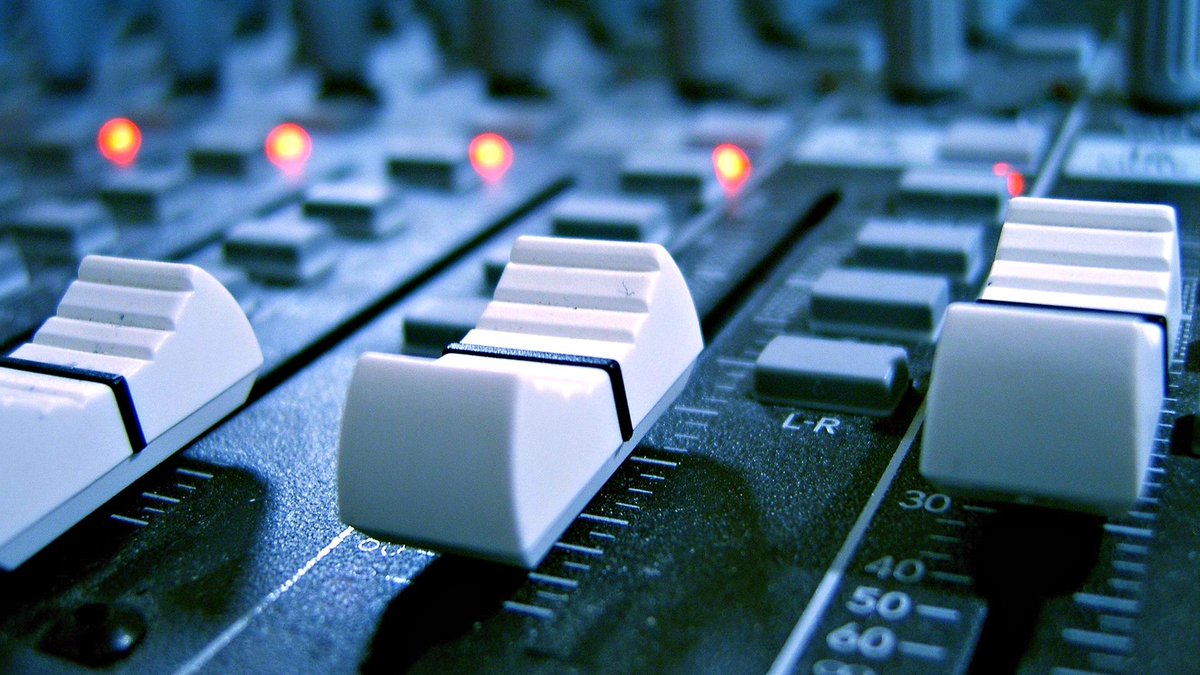 paulvinitsky's tweet photo. Starting working on serious #uplifting #vocal #trance… :) a little bit #psylifting & #techlifting!
#trancefamily http://t.co/rD4l0ilQYD