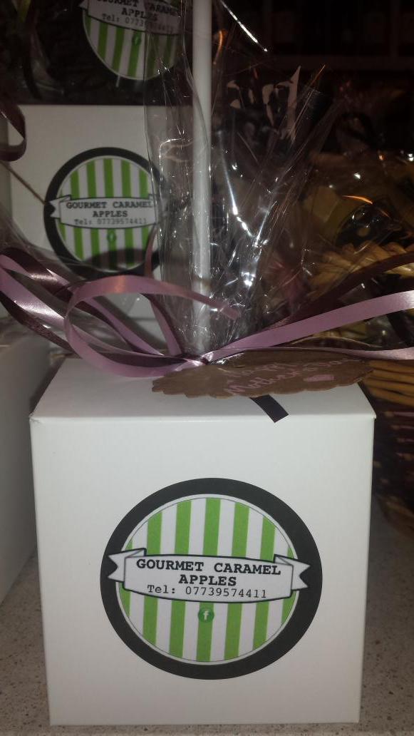 apples_gourmet's tweet photo. @LisburnHourNI Mother's Day 'Gourmet Caramel Apples' available in Vic Ryn! http://t.co/Z0AyZQjV4Q