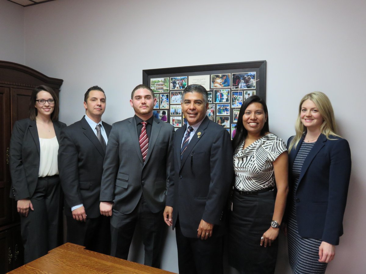 RepCardenas's tweet photo. Thank you to the fascinating men &amp; women of @LAHomeless &amp; Youth Count! for stopping by my Panorama City office today! http://t.co/FPXDI8PsBE