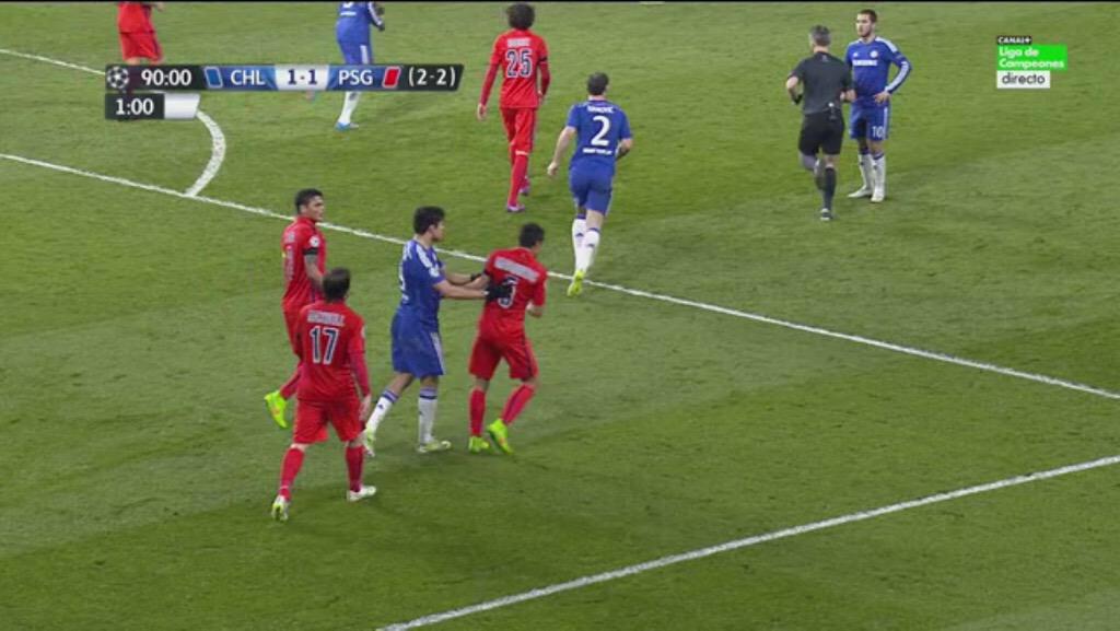 FootballFunnys's tweet photo. RETWEET if you think Diego Costa is a twat! http://t.co/yUuisw7vAy
