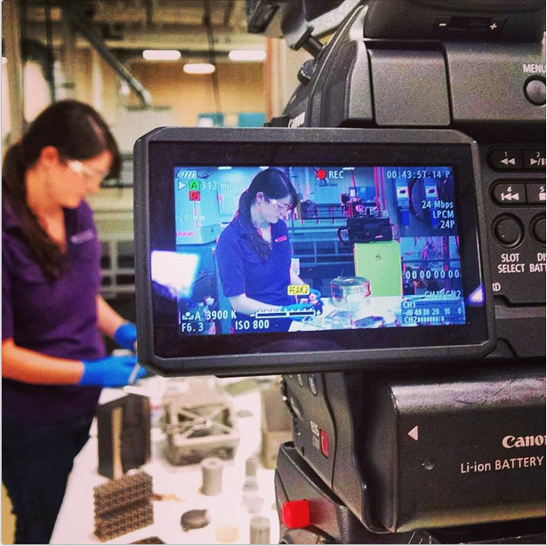GreenerTodayInc's tweet photo. RT “@ENERGY: Check out a #sneakpeek of a new #WomenInSTEM video w/ @amytheengineer @ORNL → http://t.co/3nmS1KsN95 http://t.co/YfNvYLONBc”