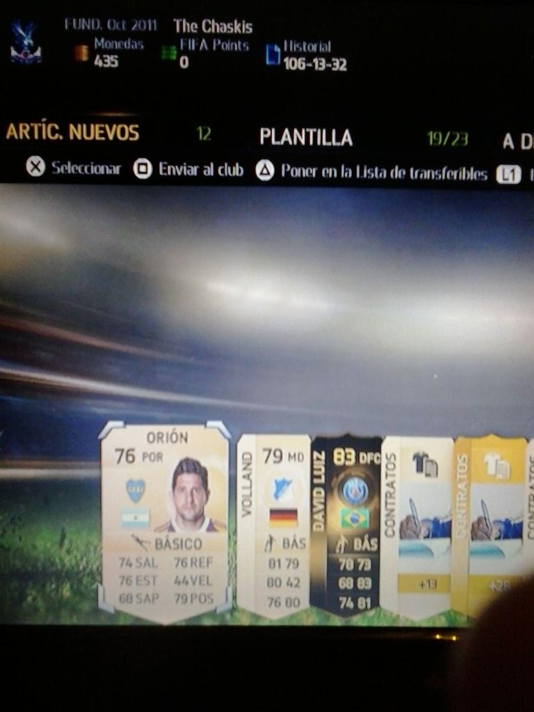 _WagerFutPS3_'s tweet photo. Graciaaas @EASPORTSEsp alucinante dia de hoy miren lo qe me toco en sobres http://t.co/49kCz32uMw