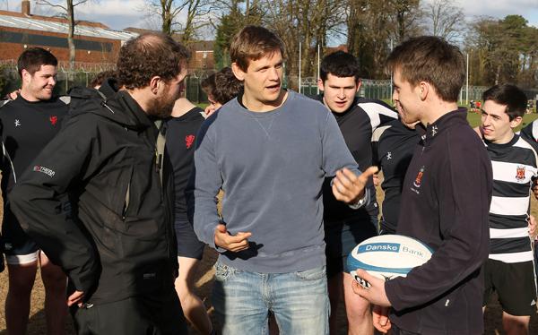 UlsterRugby's tweet photo. VIDEO: @chrishenry678 returned to @WallaceHigh this week ahead of the @DBSchoolsCup Final > http://t.co/P1a3XF7KbJ http://t.co/dQNSkWXD3J