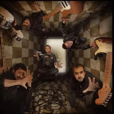 SurubaMusica's tweet photo. Ya podes escuchar nuestro disco completo en http://t.co/PKythtqzEI
Contanos cual es tu tema favorito! #TiempoLocura http://t.co/X7Oe8VKJJr