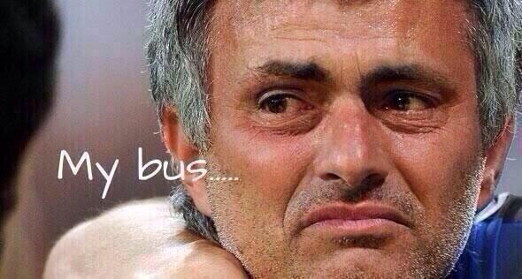 FutballTweets's tweet photo. Mourinho right now... http://t.co/yffT1ANB7b