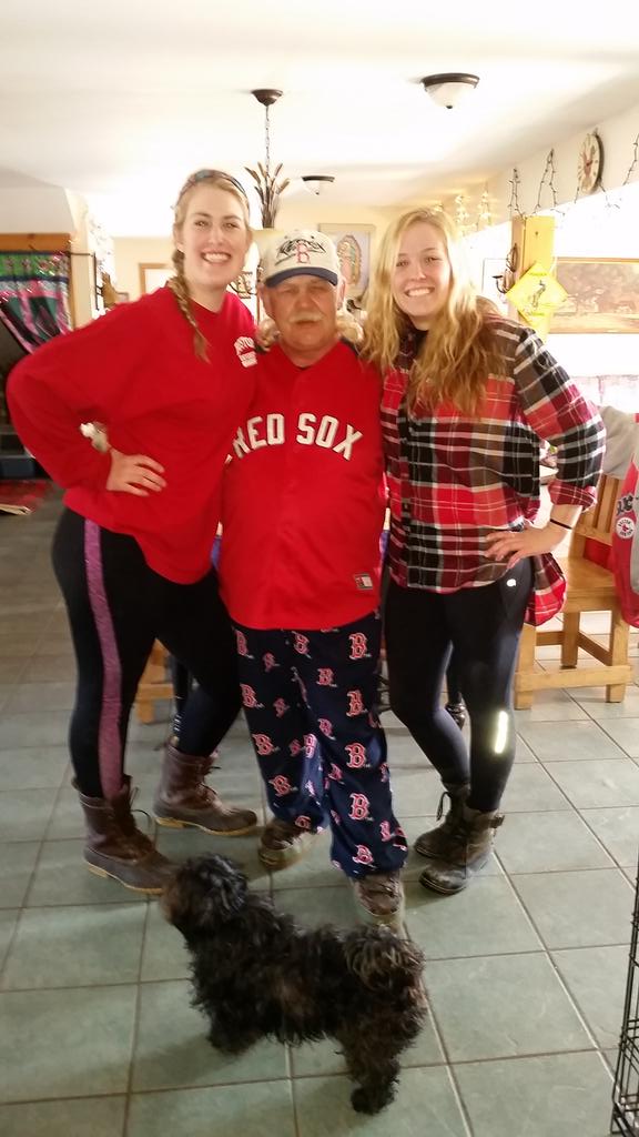ASBORLAND2015's tweet photo. Found the ultimate Red Sox fan up here in Maine!! Also s/o to Pal, the best dog. #BUasb #ASBsox http://t.co/FBCSIYSmzL