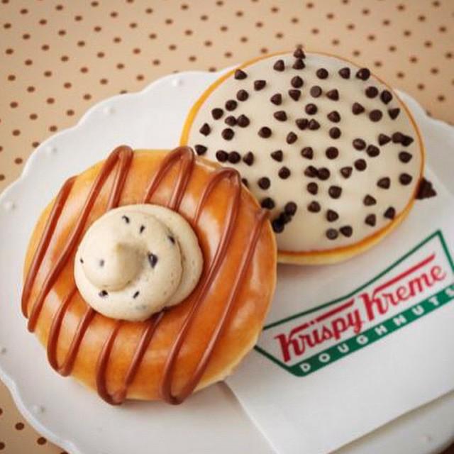 krispykreme's tweet image. Nom nom nom.... #CookieDough and #JavaChip, which is your fav?