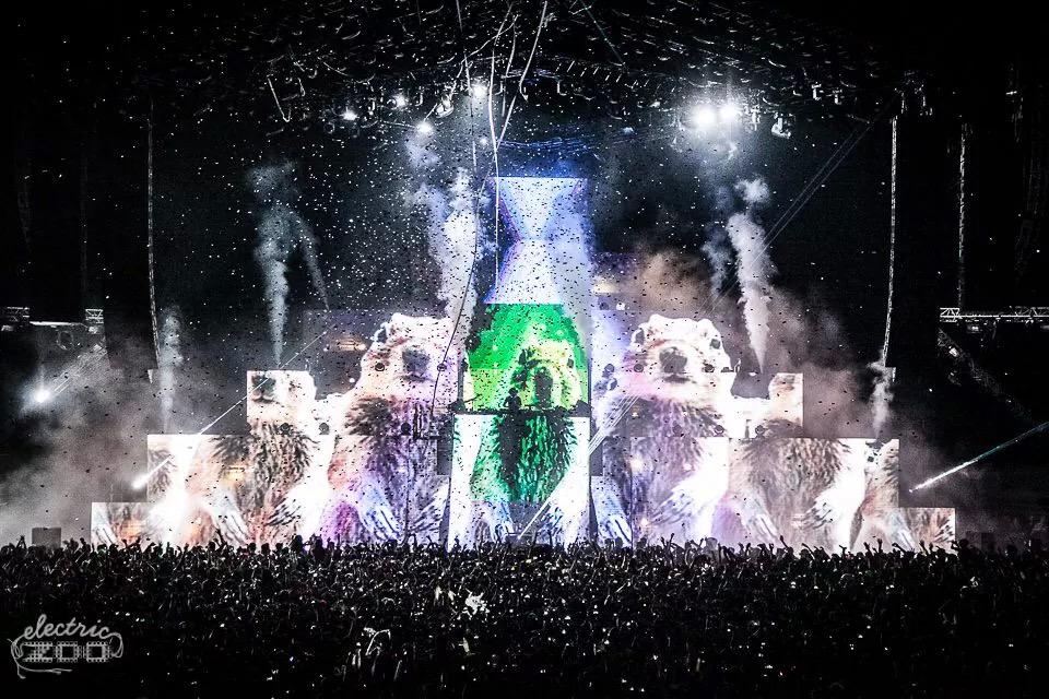 MrsRaver's tweet photo. FAV si nosotros aquí. ❤️ http://t.co/ExMSVFzYYb