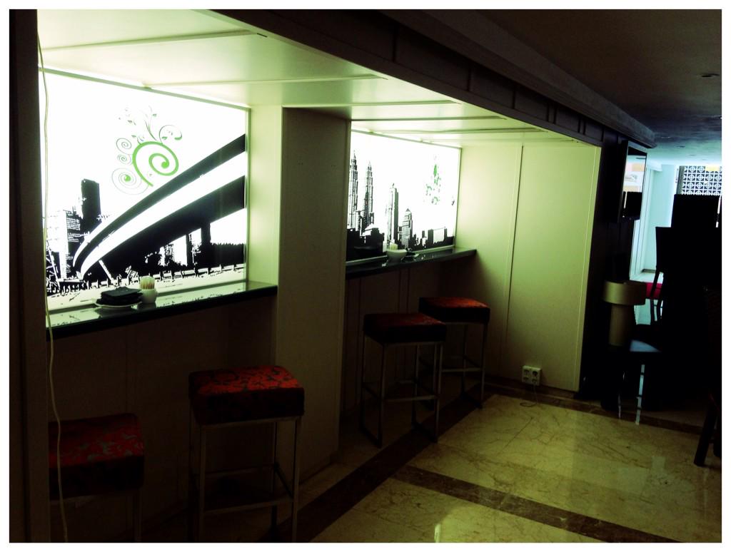 LaplayaCuenca's tweet photo. Aun no conoces Gastrobar Pit's??? Ven a visitarnos en la calle Fermín Caballero n4 http://t.co/yOWwQpdMF9