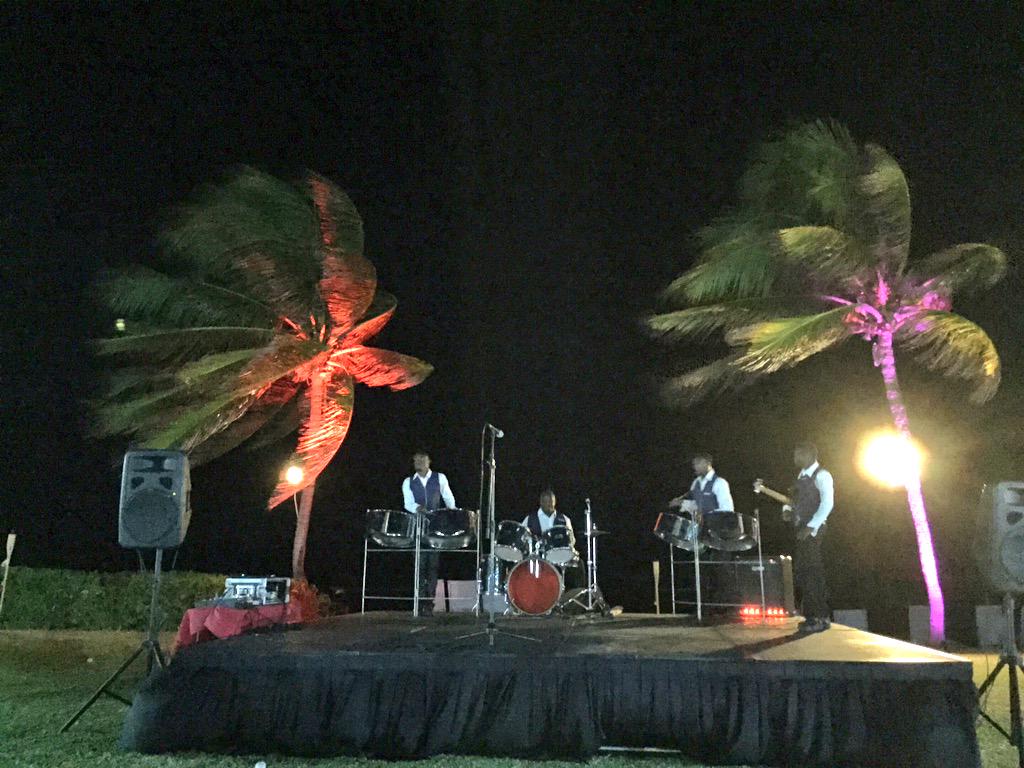 davidcrow's tweet image. Evening on the beach. #notreallife #jamaica