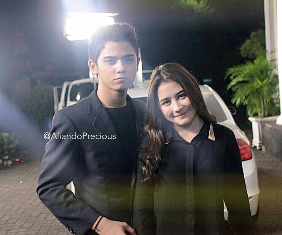 06976Com's tweet photo. pngen ktmu kak alindo sam kK prilly langsung http://t.co/ThQGGfJAC8