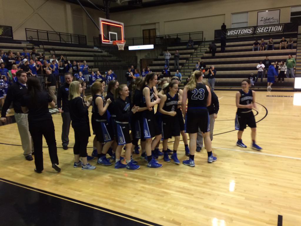CoachSchamerloh's tweet photo. That's a winner! Elite 8!! #IBELIEVE http://t.co/8nOcOVBy9L