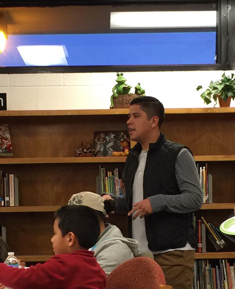 ProfGriffithOU's tweet photo. @oueducation ELED student Juanito Renteria works with families #AcademicLiteracy #OklahomaWritingProject #JacksonElem http://t.co/FL9q10cv5Z