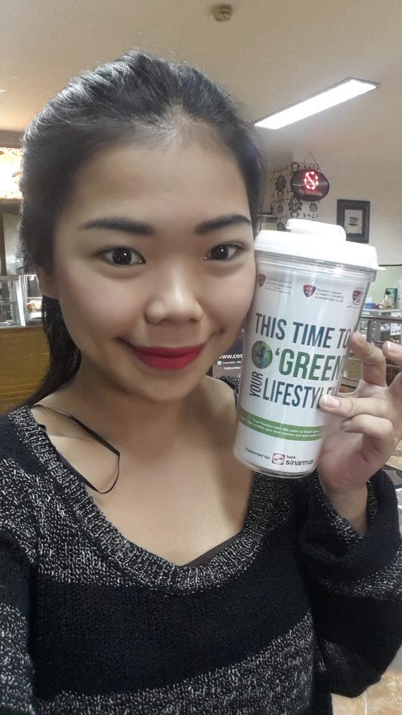 Happy tumbler day! Thank you sinarmas lucu banget tumbler nya!#EM2015 #tumblerday #3R3H <a href="/LSPR_4C/">LSPR 4C</a> <a href="/BankSinarmas/">BankSinarmas</a>