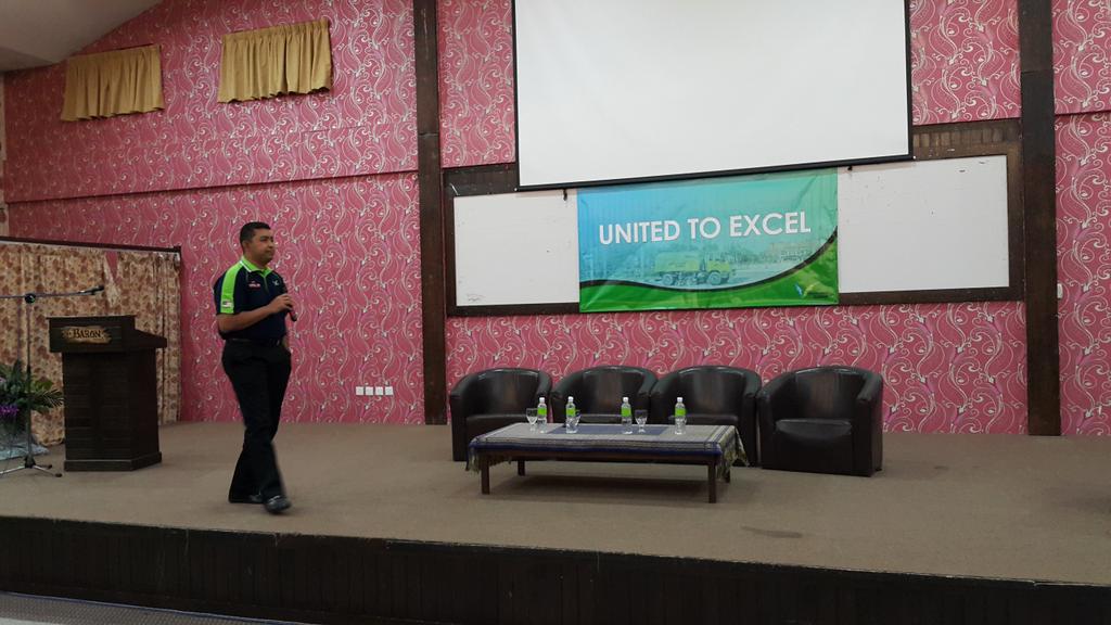 munirenvi's tweet photo. Program Aspirasi bersama CEO ENVI @envidaman @CEO_EISB @sarji_azmi http://t.co/iWWhxLdOp1