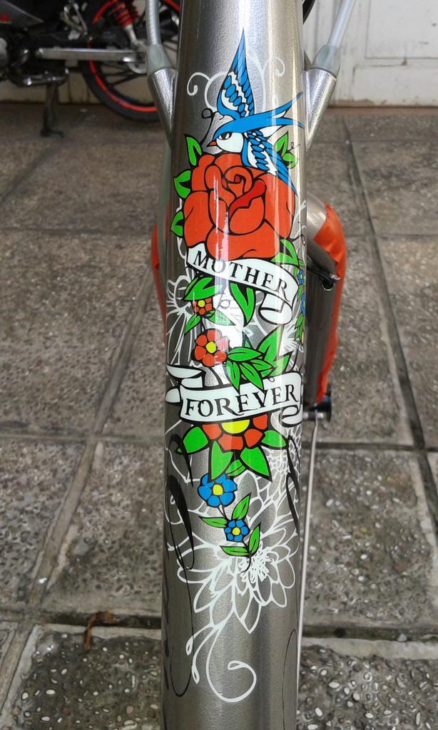 GazelleIndo's tweet photo. Mother bike. Mother forever #gazellebike #gazelleindonesia need info please call 02196963003 http://t.co/j6MeK4fsQn