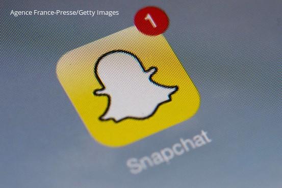 WSJ's tweet image. Alibaba invests $200 million in Snapchat on.wsj.com/1xeDMc6